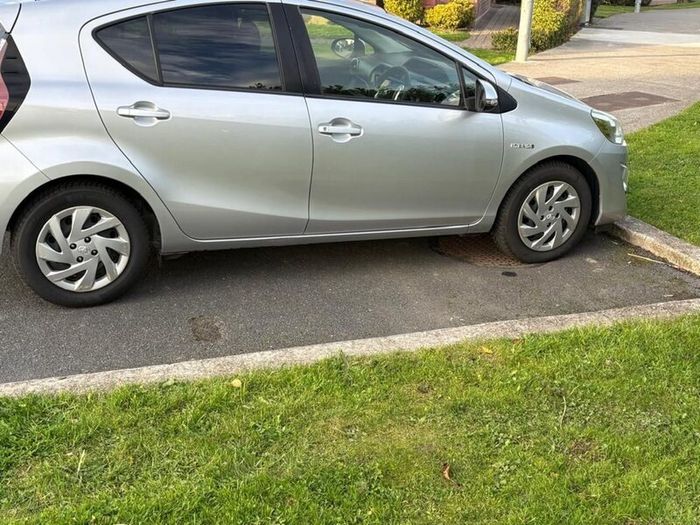 2015 Toyota Aqua S 1.5 Hybrid Automatic | LOW KM