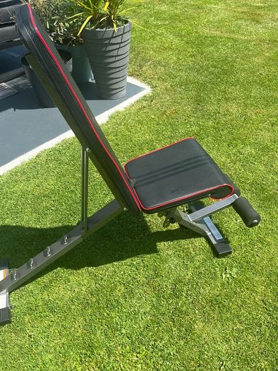 weight bench adjustable