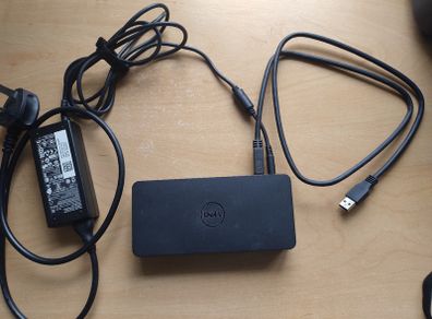 HP docking station D3100