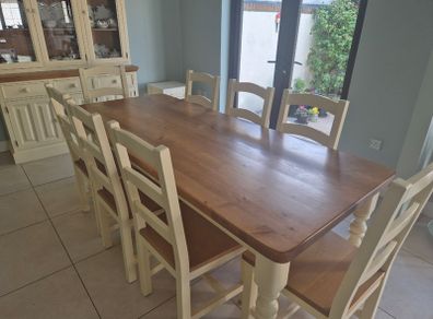 Strawbridge Kitchen Table & Chairs