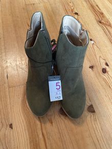 ladies boots