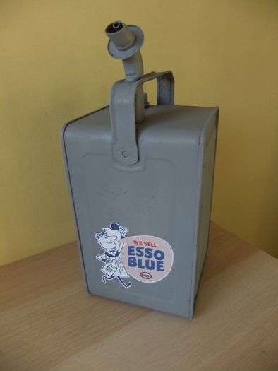 Old Valor Parrafin Esso Blue Tin