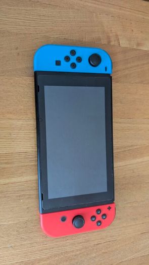 Nintendo switch with 16 games