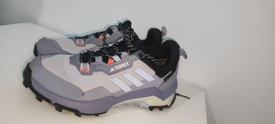 Terrex hiking shoes size 5