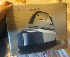 Steam iron brand new