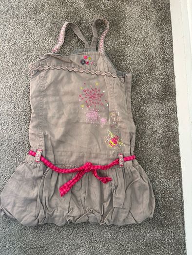 baby dress 3a on label