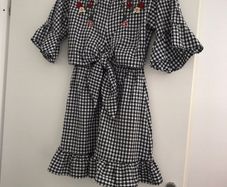 Gingham dress with floral embroidery detail