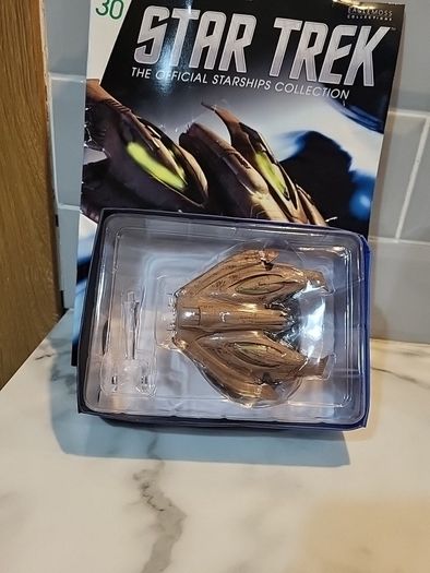 star trek eaglemoss nausicaan fighter