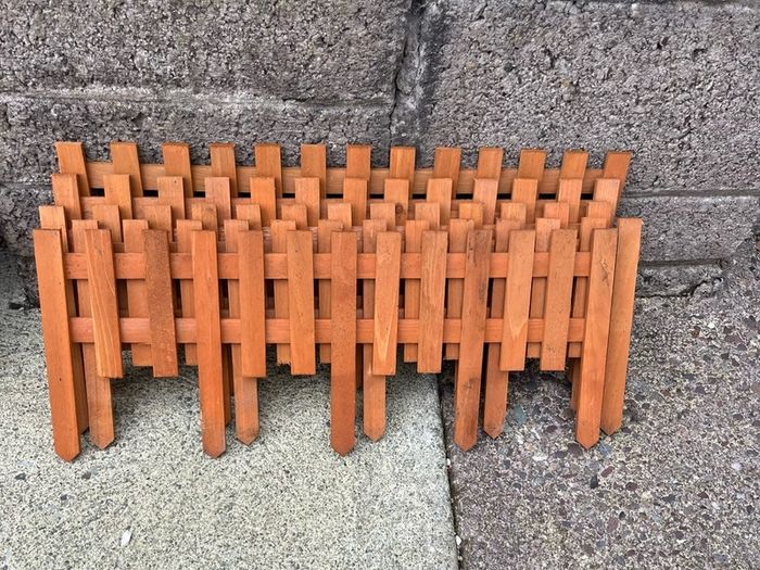 Selection of Decorative Edging & Fencing