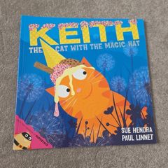 Keith the cat with the magic hat