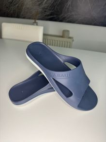 Nabaiji Flip Flops