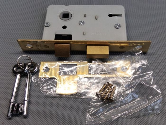 Door lock