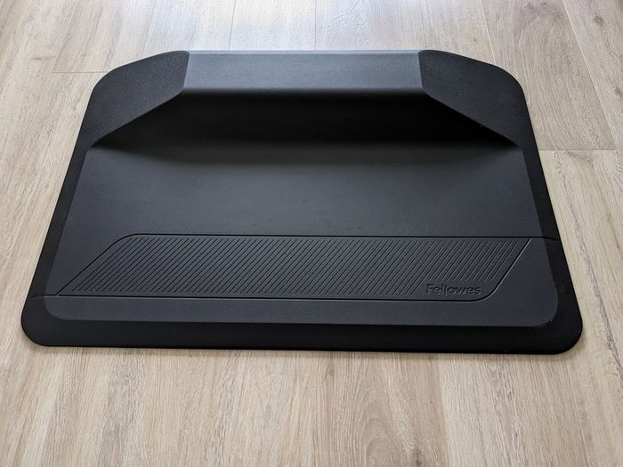 Fellowes sit stand mat