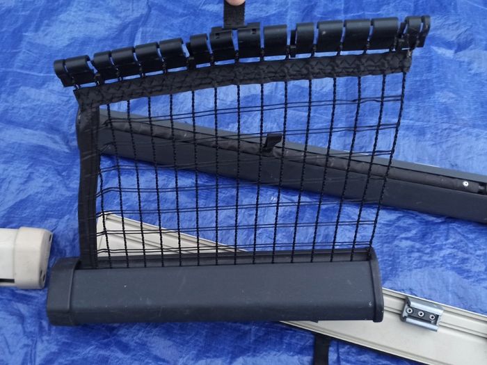 Volvo V60 & Volvo V70 cargo net for wagon models light cream & black colours available   Part Numbers: 9928200018 & 9928200019