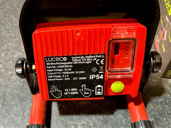 Luceco Rechargeable Work Lamp 750 Lumen