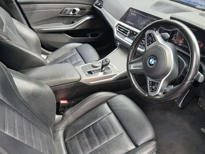BMW 3-Series 2019