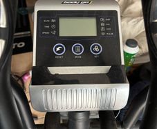 Cross trainer