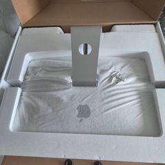 Apple iMac 27 inch 5K and MacBook Pro 13 inch Bundle 650 euro