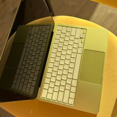 13-inch MacBook Neo in Citrus