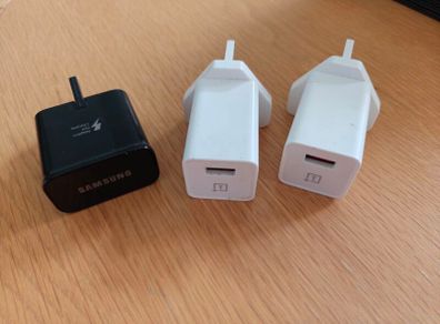 USB-A Chargers (3)