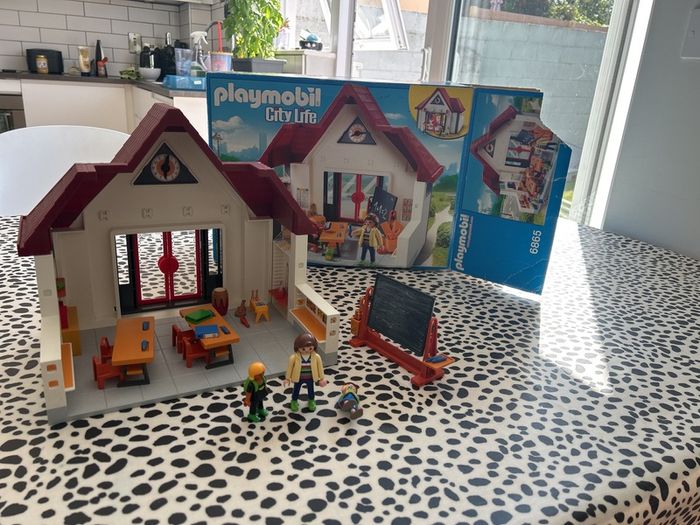 playmobil city life school house 6865