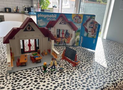 playmobil city life school house 6865