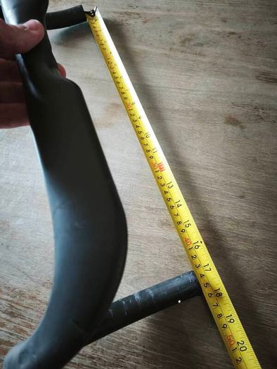Giant SLR Carbon Aero Handlebar