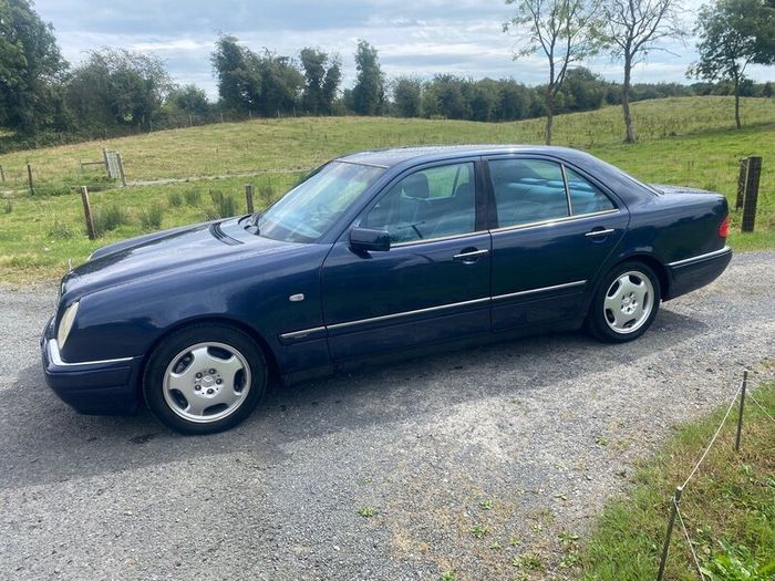 Mercedes E280 Avantgarde