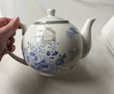 Fine Bione China Tea Pot Blue and White