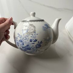 Fine Bione China Tea Pot Blue and White