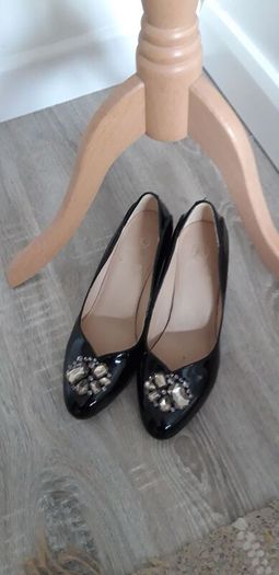 Stunning Black Patent Leather K Shoes Size 6.5 Wide Fitting