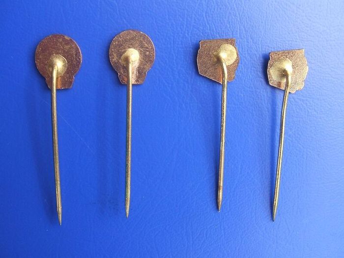 SELLIER & BELLOT (ammunition manufacturer) - four vintage promotional badges (1960s / 1970s)