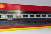 Hornby R4806 Br Mk 2d Open Standard Coach 'e5714', OO Gauge