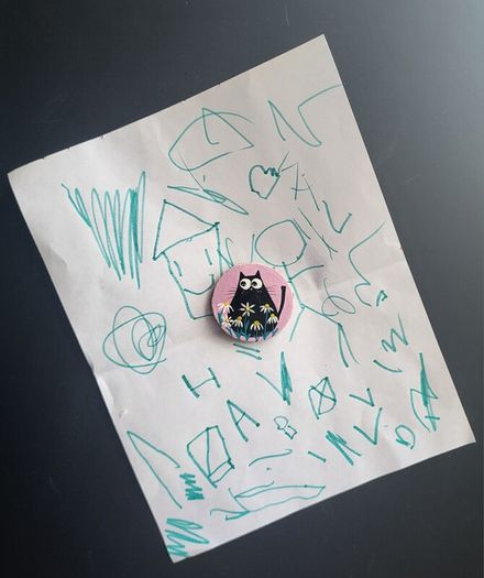 Hand_painted wooden magnets