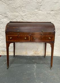 Early 19th Century Regency Mahogany Cylinder Bureau.