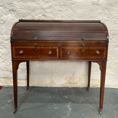 Early 19th Century Regency Mahogany Cylinder Bureau.