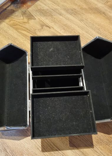 Portable Makeup Box
