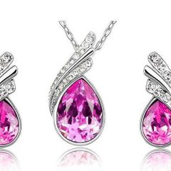 Pendant & Earrings Set