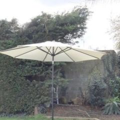 2.7 Meter Tilt & Crank Umbrella