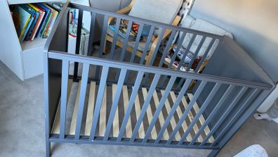 Baby crib