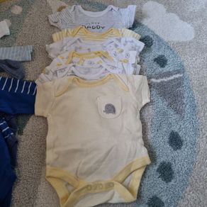 Newborn Baby bodysuits - 11 pieces