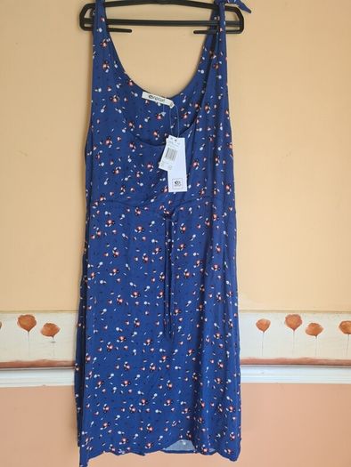 womens RIP CURL beach nomadic sun dress pacific blue floral pattern Size 12 medium  BRAND NEW BNWT