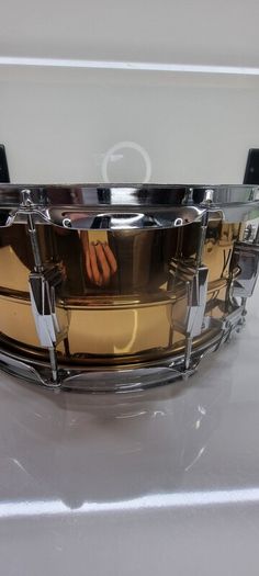 Ludwig Smooth Bronze Vintage Monroe Badge 14 x 6.5 Snare Drum