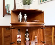 Vintage Retro Mid Century Teak Drinks Cabinet