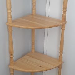 Corner shelving