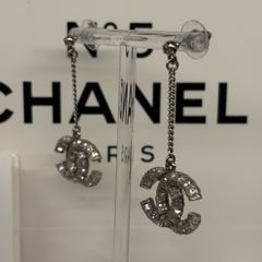 Sought After chanel Crystal drop earrings