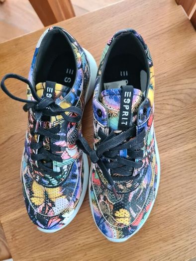 Esprit Trainers