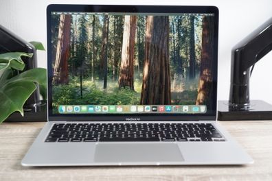MacBook Air Retina 13" 2020 | i3 | 8GB | 256GB
