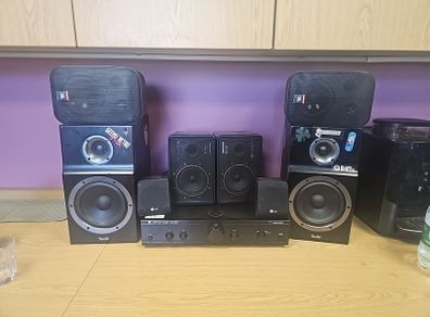 speakers & amplifier