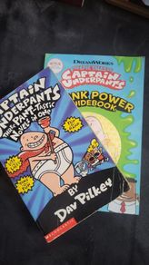 2 captain underpants books